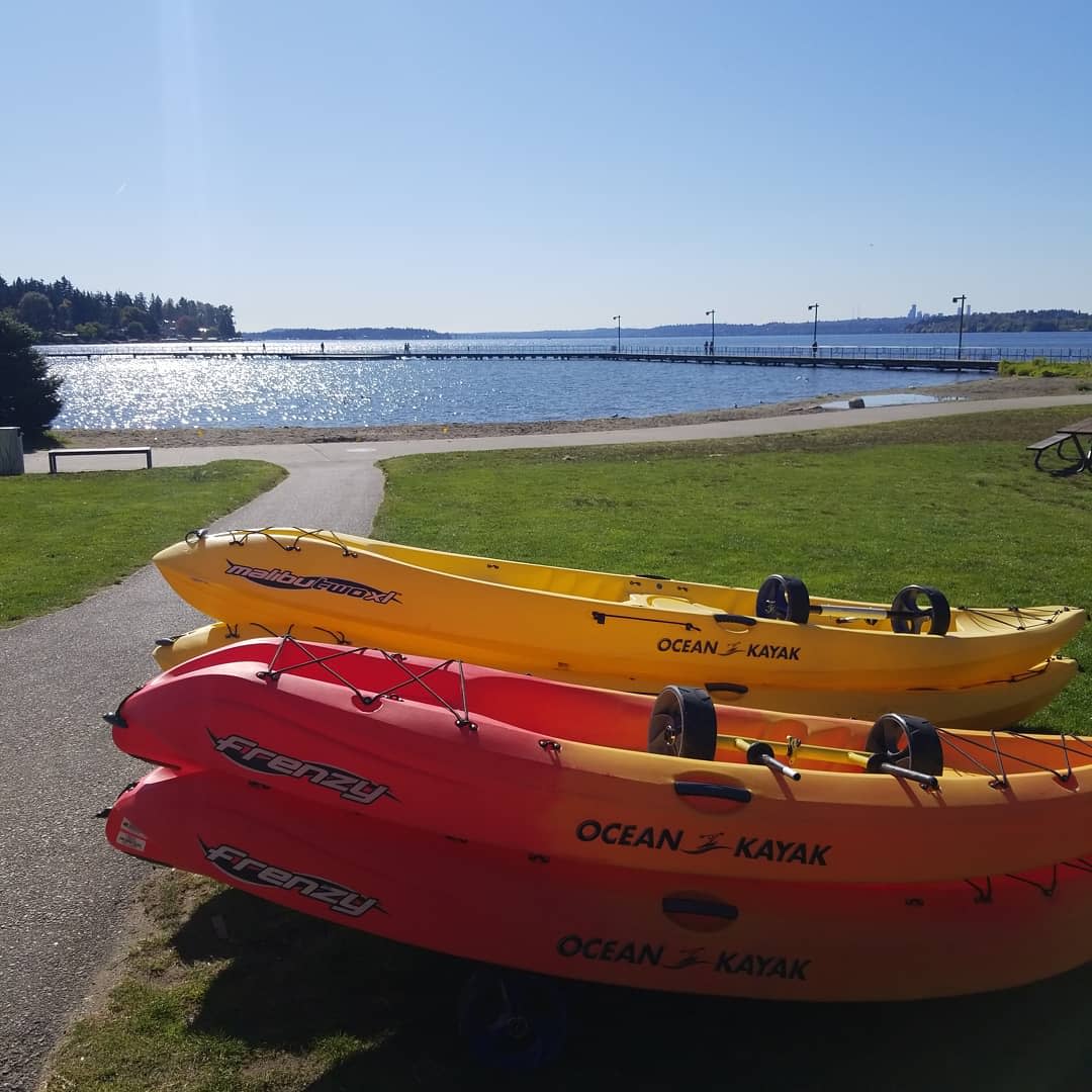 Northwest Paddle Surfers in Kirkland, WA