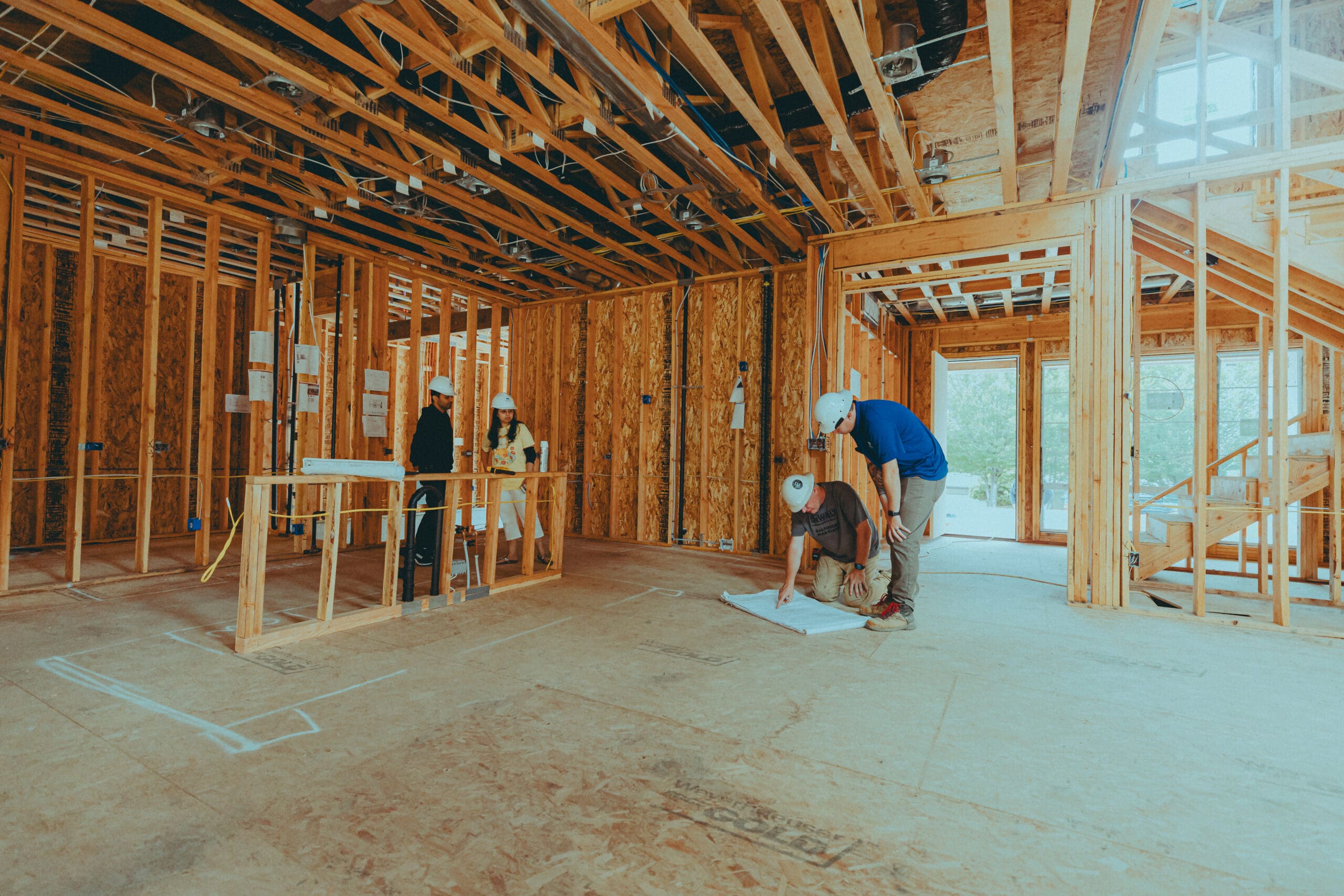 Top 7 Questions to Ask Before Hiring a Custom Home Builder