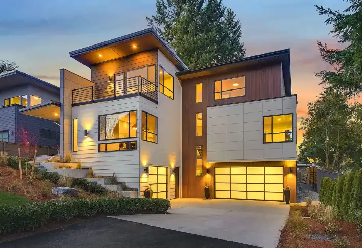 Home Builders vs. General Contractors: 5 Differences to Know When Building a Custom Home