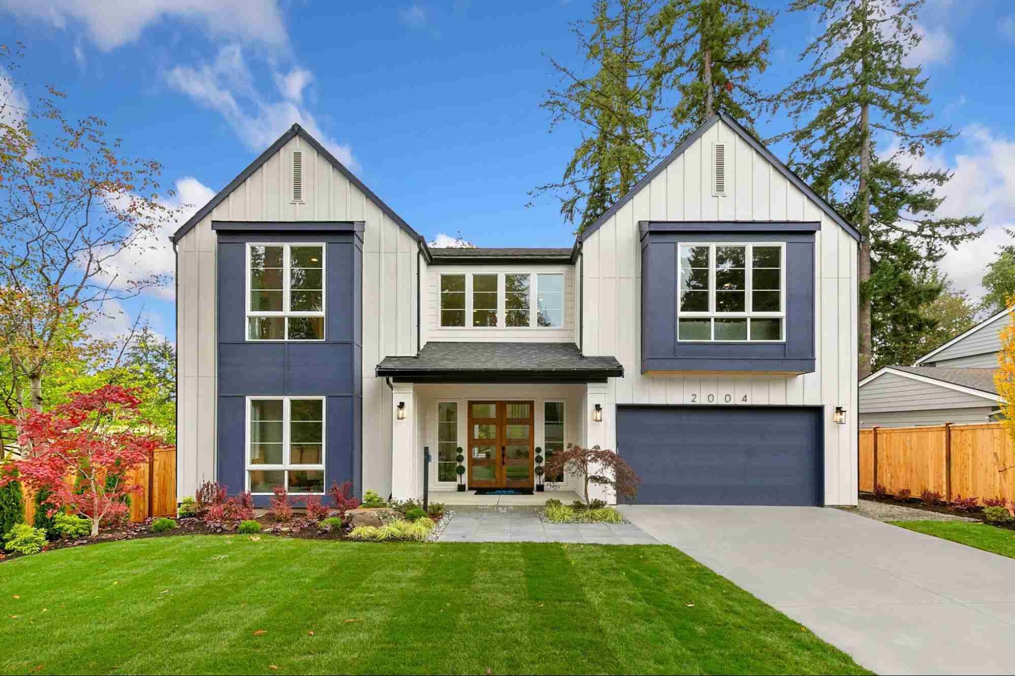 What to Consider When Comparing New Construction vs. Resale