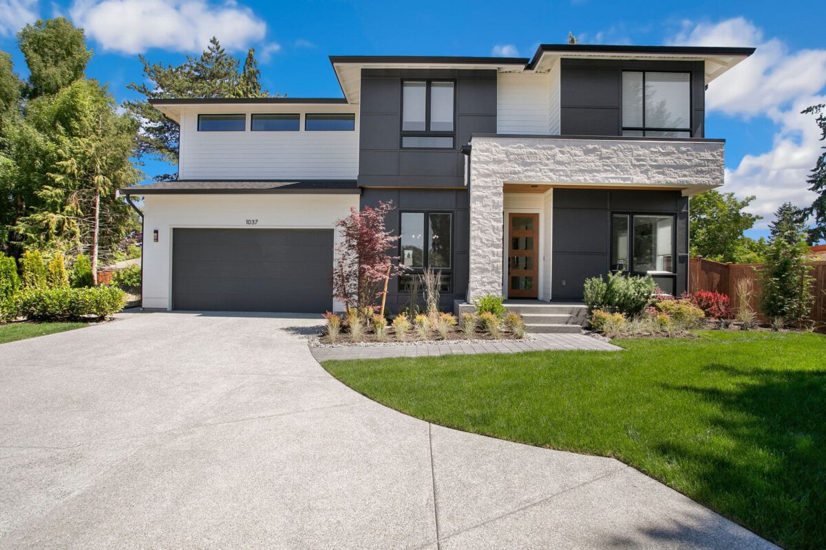 1037 159th PL SE