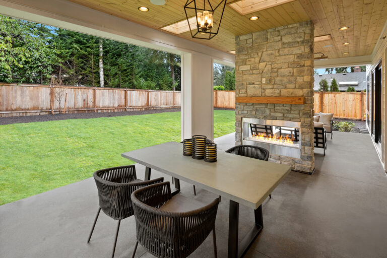 Astoria custom floor plan covered outdoor living