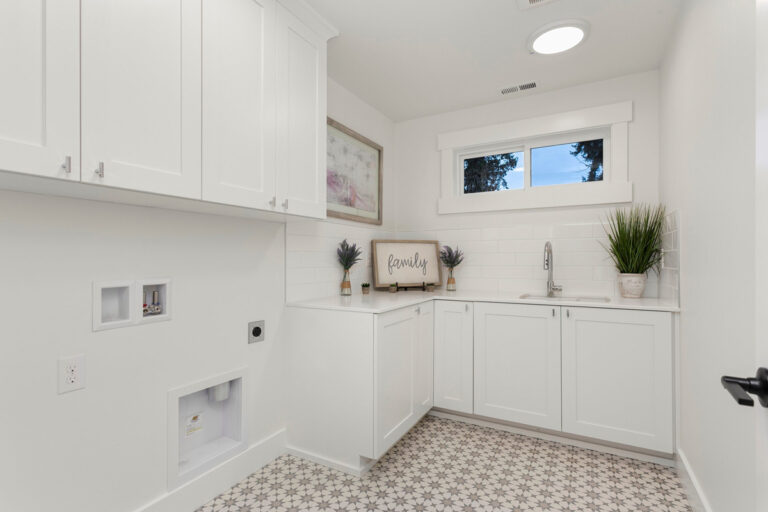 Belmont custom floor plan laundry room