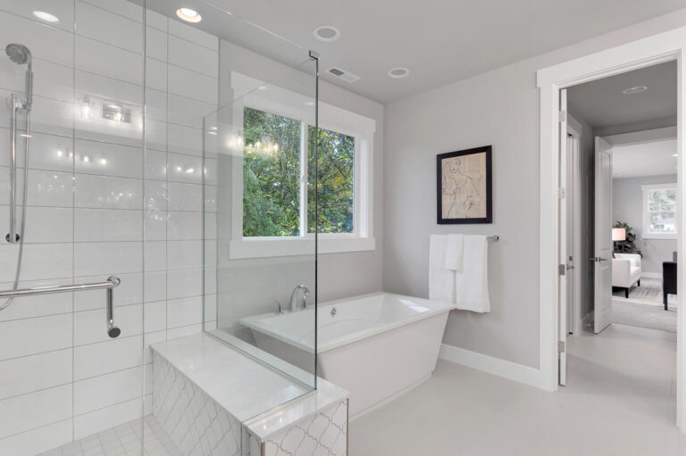 Calabria custom floor plan primary suite bath