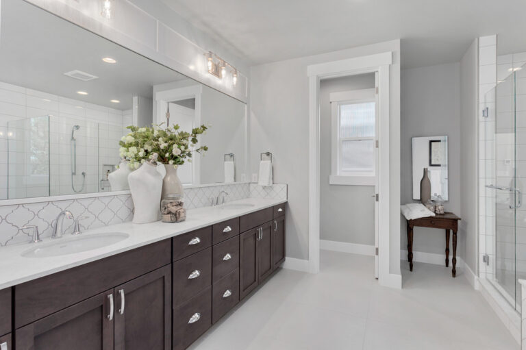 Calabria custom floor plan primary suite bath
