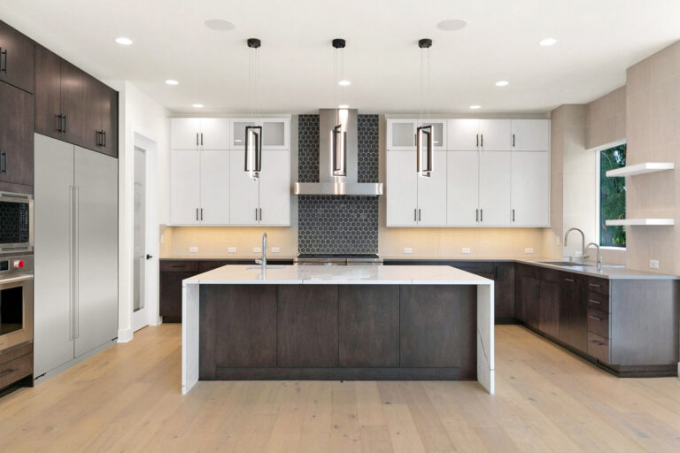 Bellevue 01 custom home kitchen