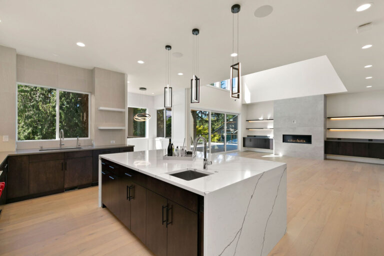 Bellevue 01 custom home kitchen