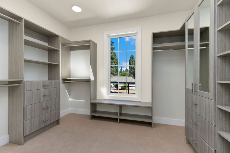 Bellevue 01 custom home primary suite closet