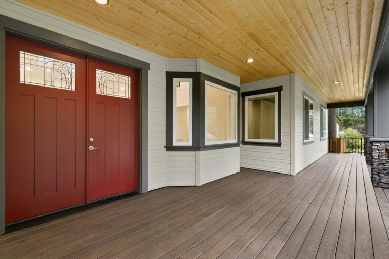 Bellevue 04 custom home front porch