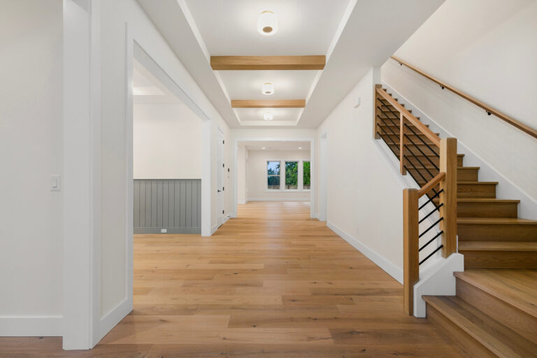 Bellevue 05 custom home entry