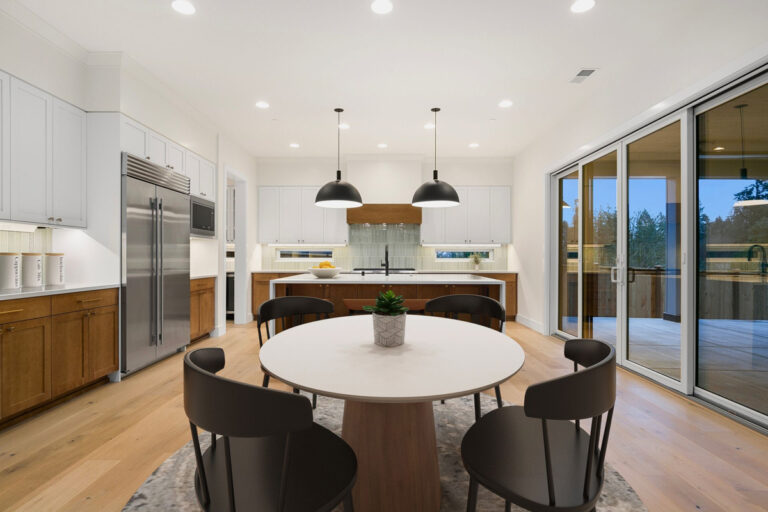 Bellevue 05 custom home kitchen