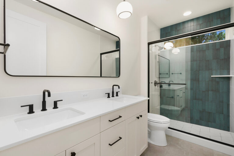 Bellevue 05 custom home secondary bath