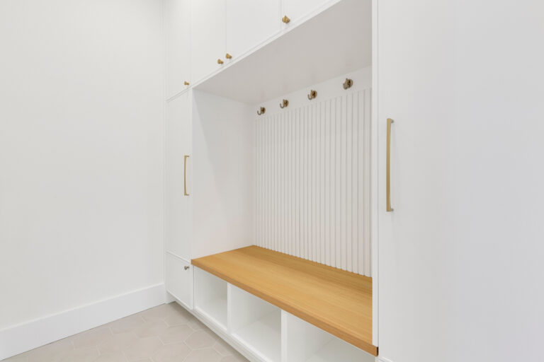 Bellevue 07 custom home mudroom