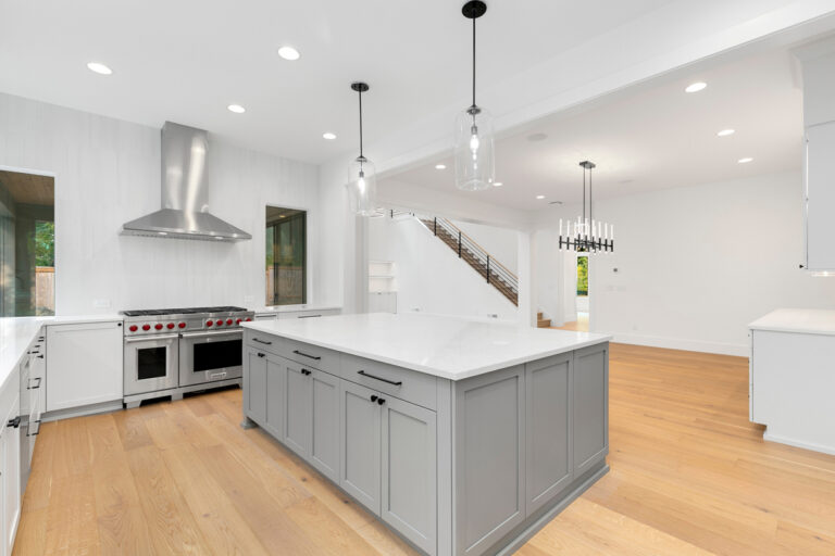 Bellevue 10 custom home kitchen