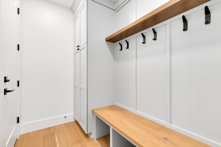 Bellevue 10 custom home mudroom