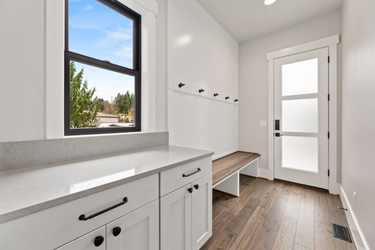 Bellevue 14 custom home mudroom