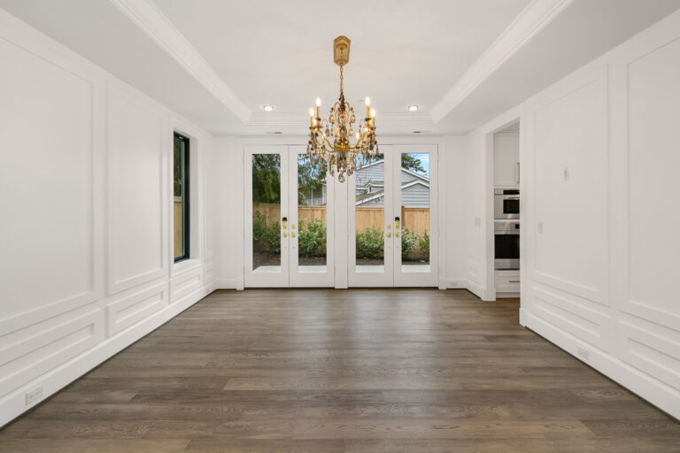 Bellevue 15 custom home dining room