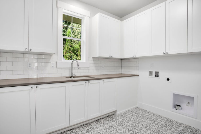 Bellevue 16 custom home laundry room