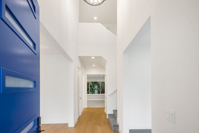 Bellevue 17 custom home entry