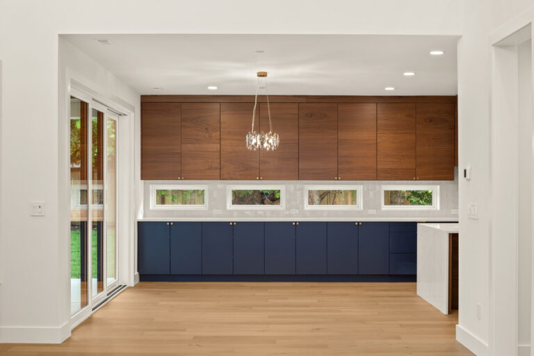 Kirkland 01 custom home dining room