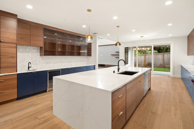 Kirkland 01 custom home kitchen