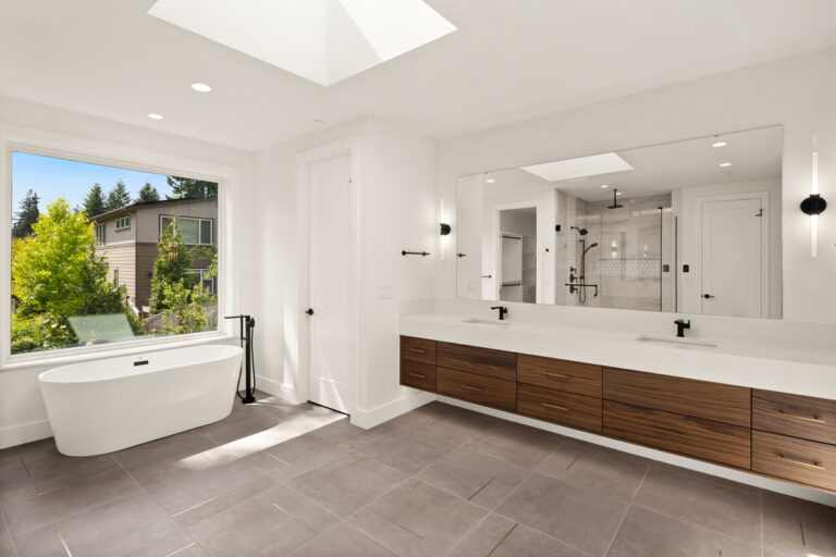 Kirkland 01 custom home primary suite bath