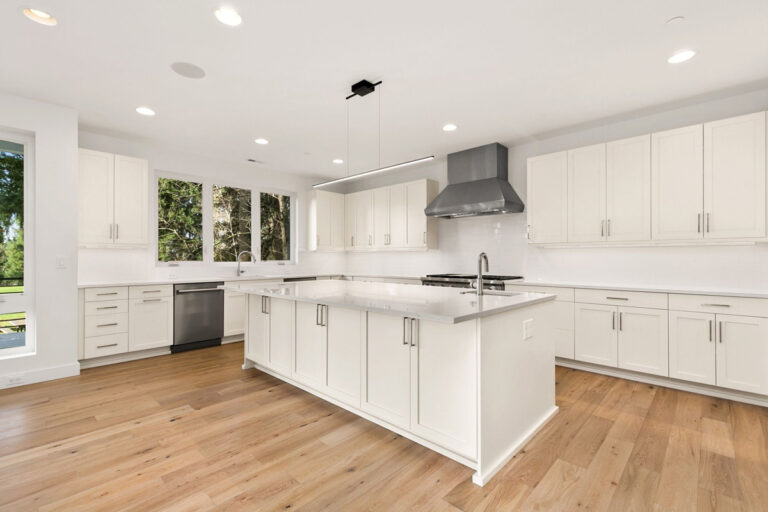Kirkland 03 custom home kitchen