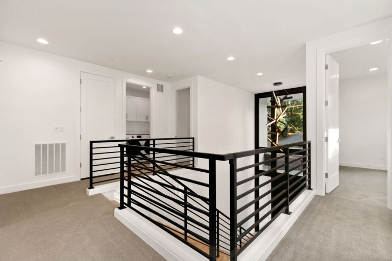 Kirkland 03 custom home upper hall