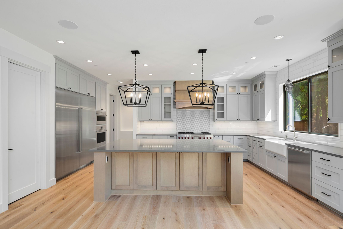 Medina 01 custom home kitchen