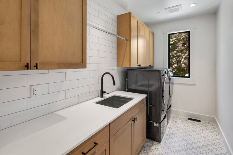 Medina 01 custom home laundry room