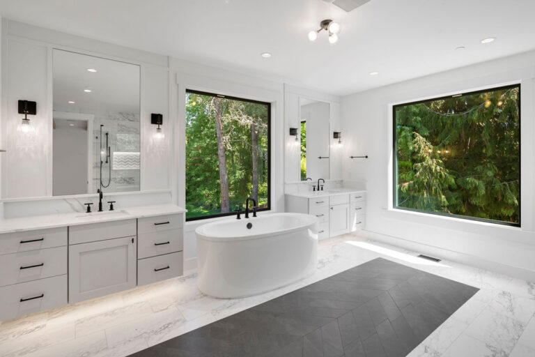 Medina 01 custom home primary suite bath