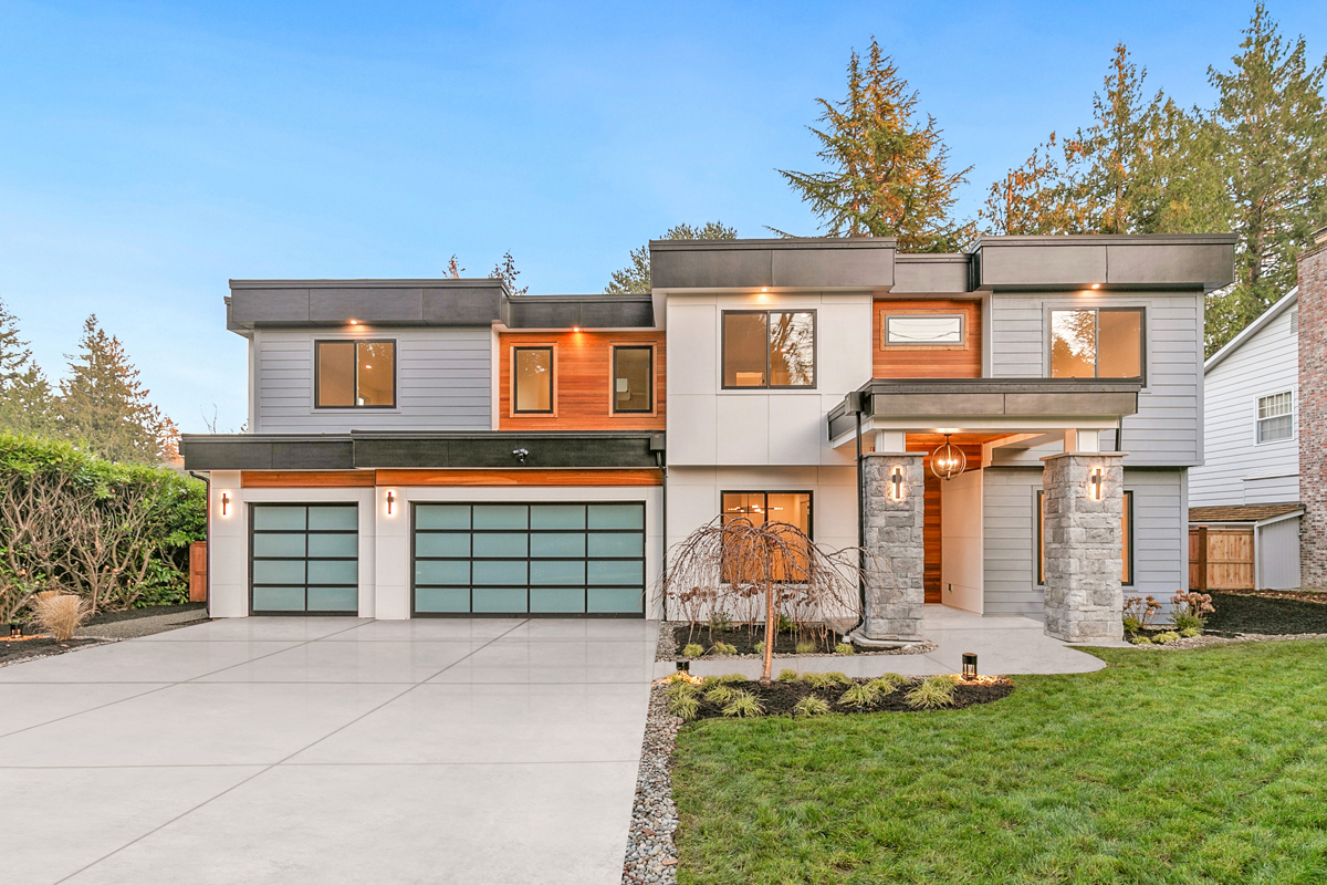 Medina 02 custom home transitional exterior
