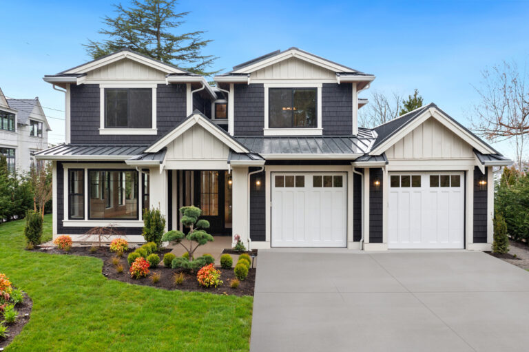 Medina 03 custom home craftsman exterior