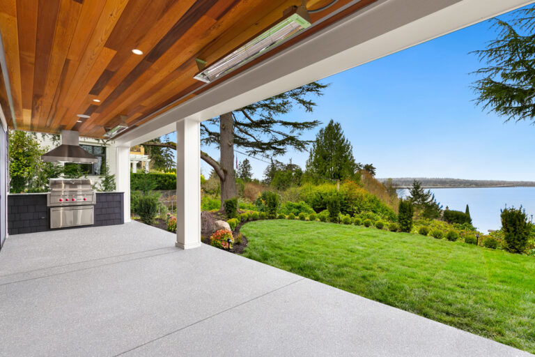 Medina 03 custom home covered patio