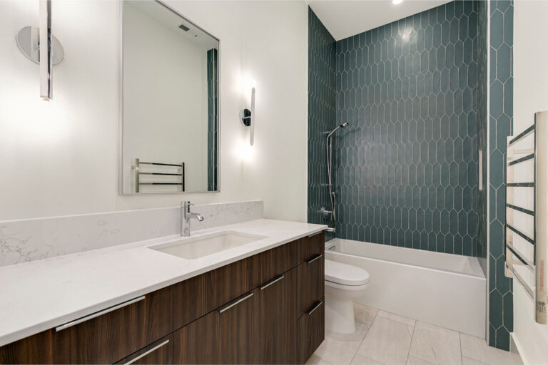 Mercer Island 02 custom home secondary bath