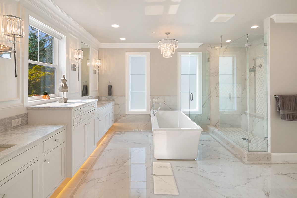 Mercer Island 04 custom home primary suite bath