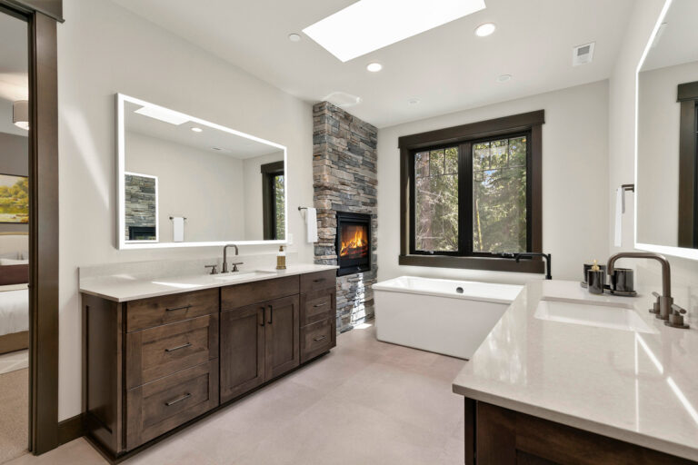 Redmond 01 custom home primary suite bath