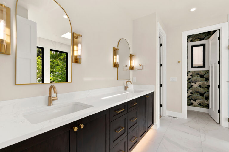 Renton 01 custom home primary suite bath