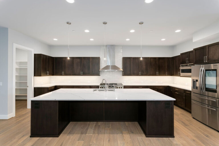Sammamish 01 custom home kitchen