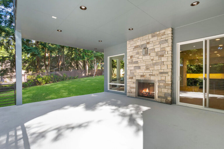 Sammamish 01 custom home patio