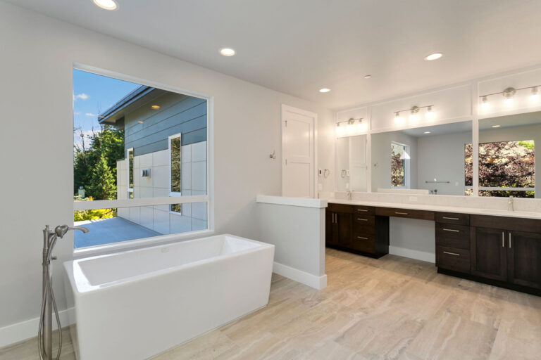 Sammamish 01 custom home primary suite bath