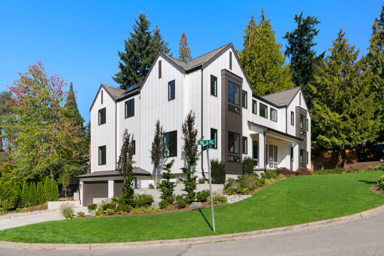 Delaney custom floor plan front exterior