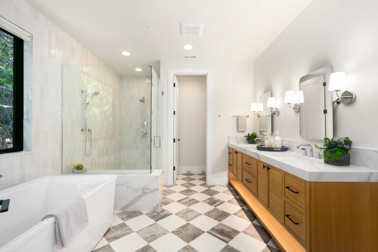 Delaney custom floor plan primary suite bath