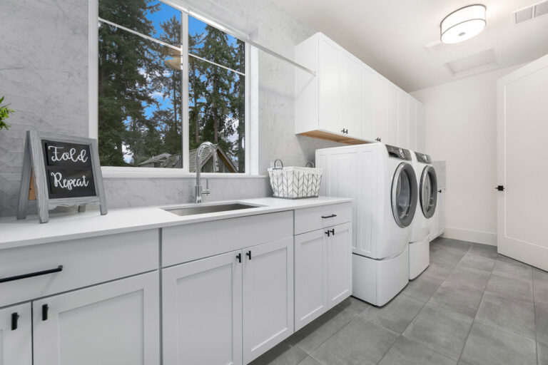 Devon custom floor plan laundry room