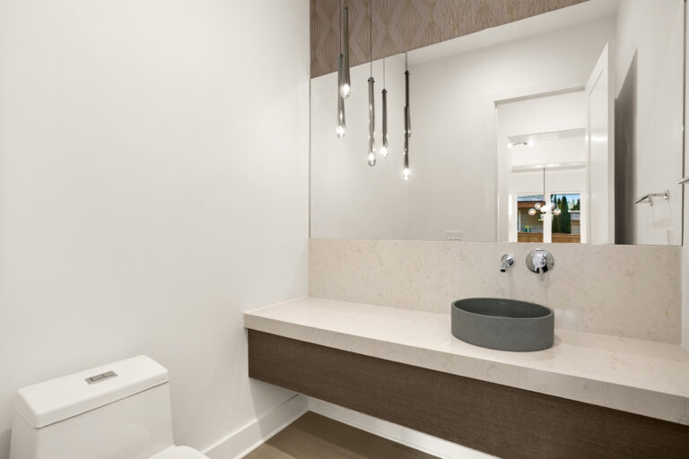 Hampton custom floor plan powder room