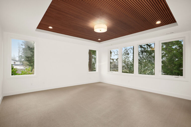 Hampton custom floor plan primary suite