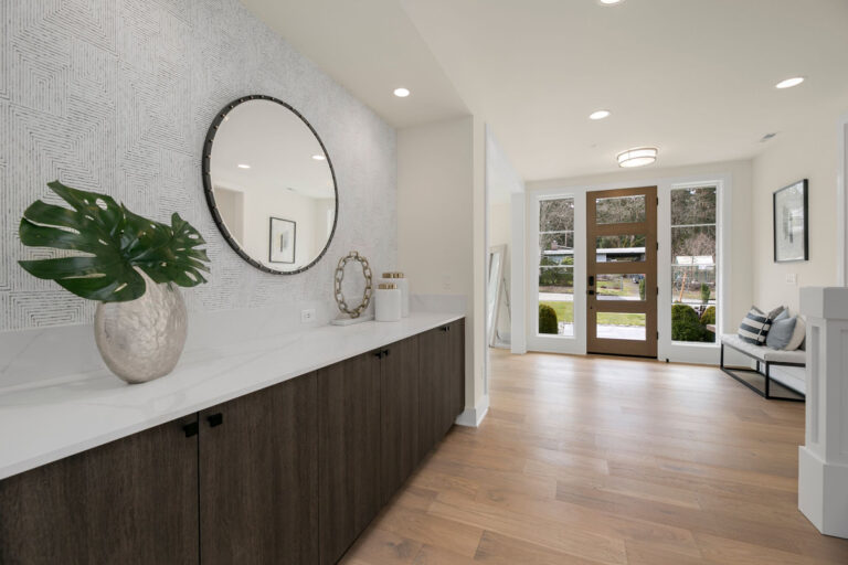 Harlow custom floor plan entry