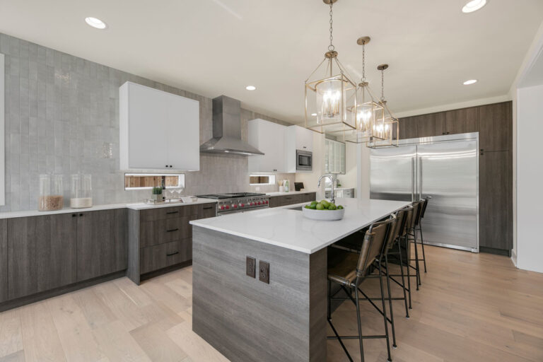 Harlow custom floor plan kitchen