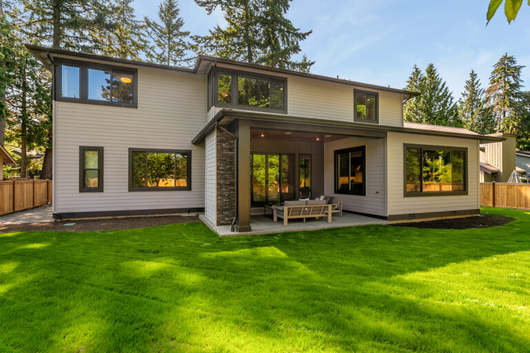 Hawthorne custom floor plan rear exterior