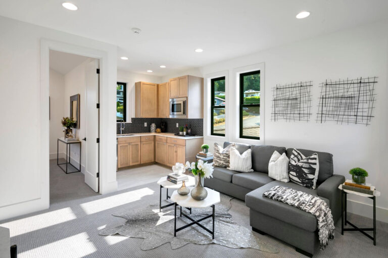 Hollingsworth custom floor plan bonus room